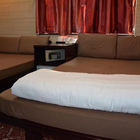 Everest Guest House Hongkong Exteriör bild